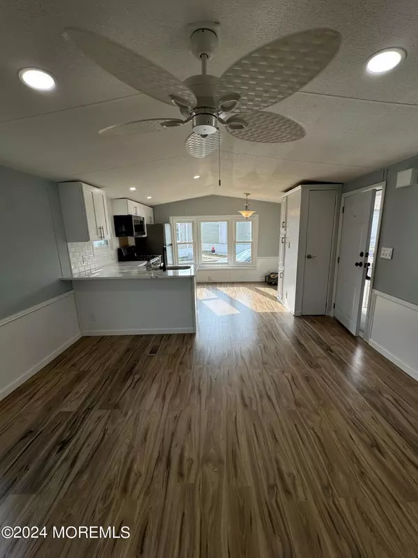 Hazlet, NJ 07734,19 Avenue B