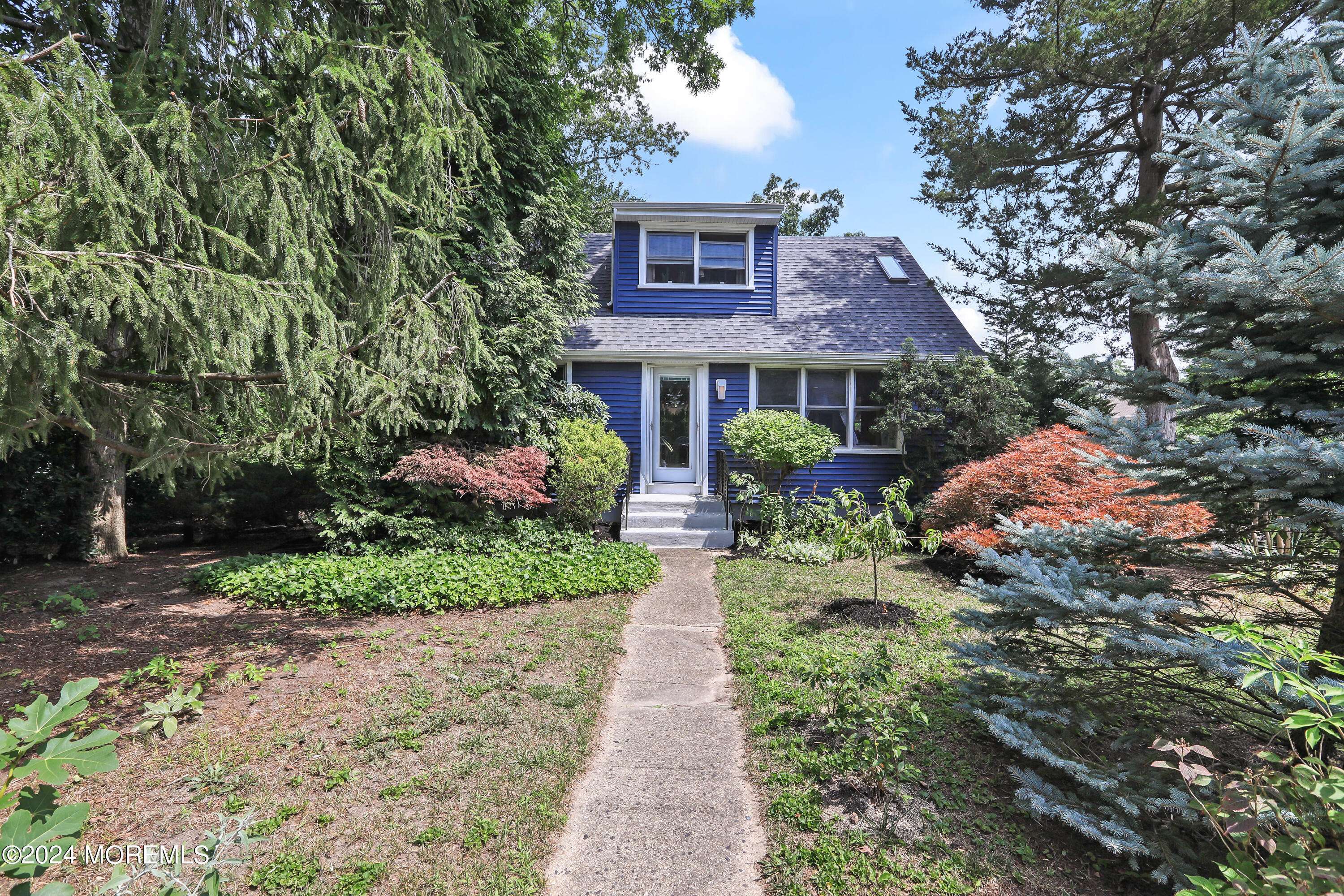 411 N Riverside Drive, Neptune Township, NJ 07753