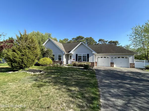 10 Laketree Court,  Manchester,  NJ 08759