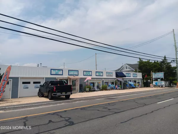 3561 Route 35, Lavallette, NJ 08735