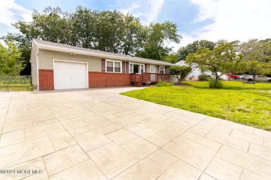 205 Spruce Drive, Brick, NJ 08723