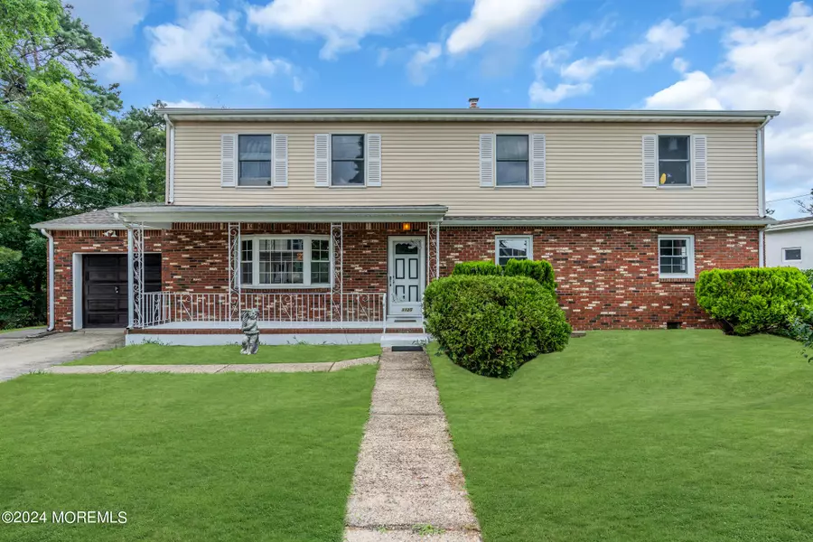 1125 Madison Avenue, Toms River, NJ 08757