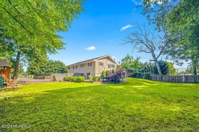 165 Munro Avenue, Hazlet, NJ 07734