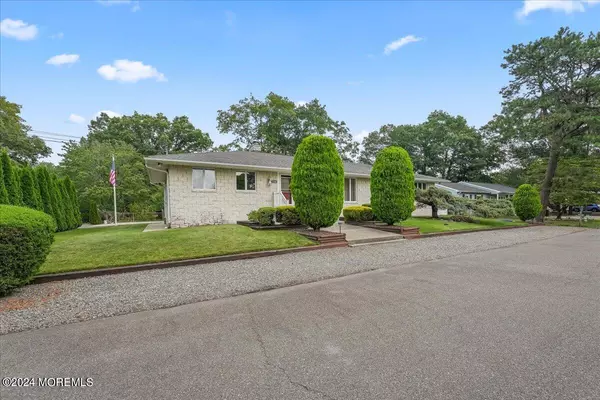 Forked River, NJ 08731,1326 Leguene Avenue