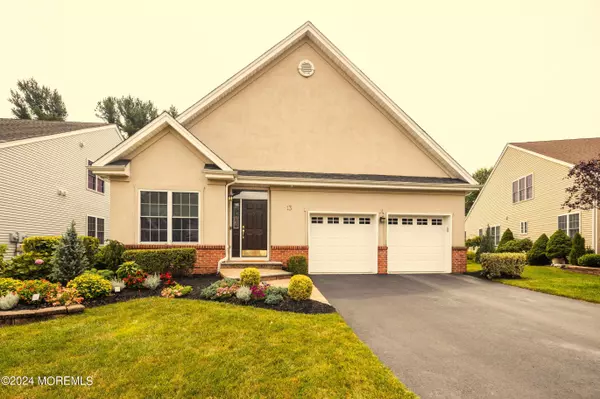 Manalapan, NJ 07726,13 Salter Court