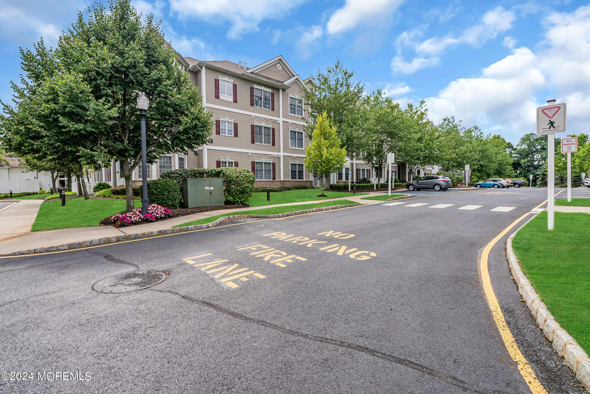 Ocean Twp, NJ 07712,7 Centre Street #1107