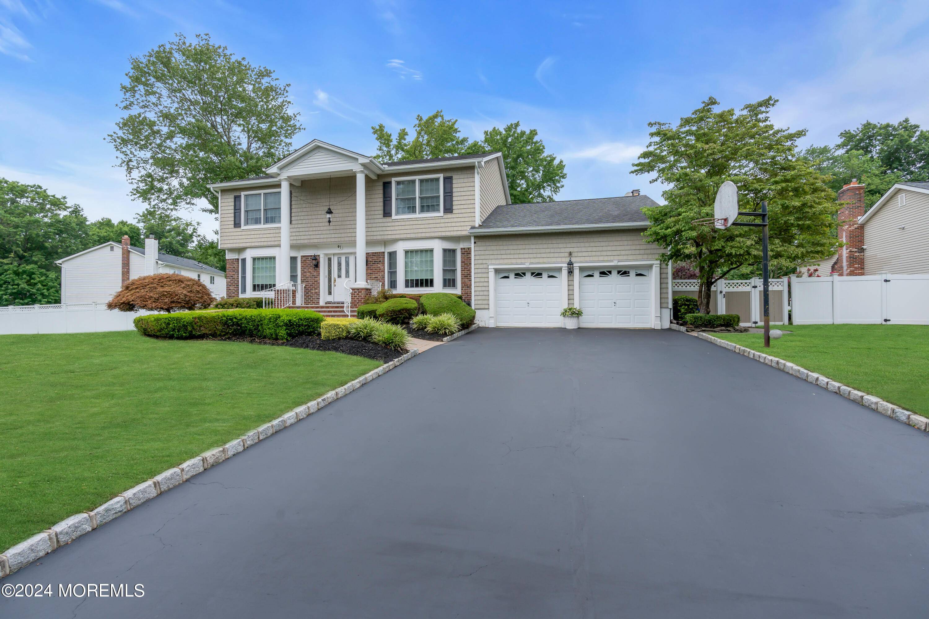 Manalapan, NJ 07726,47 Westbrook Way