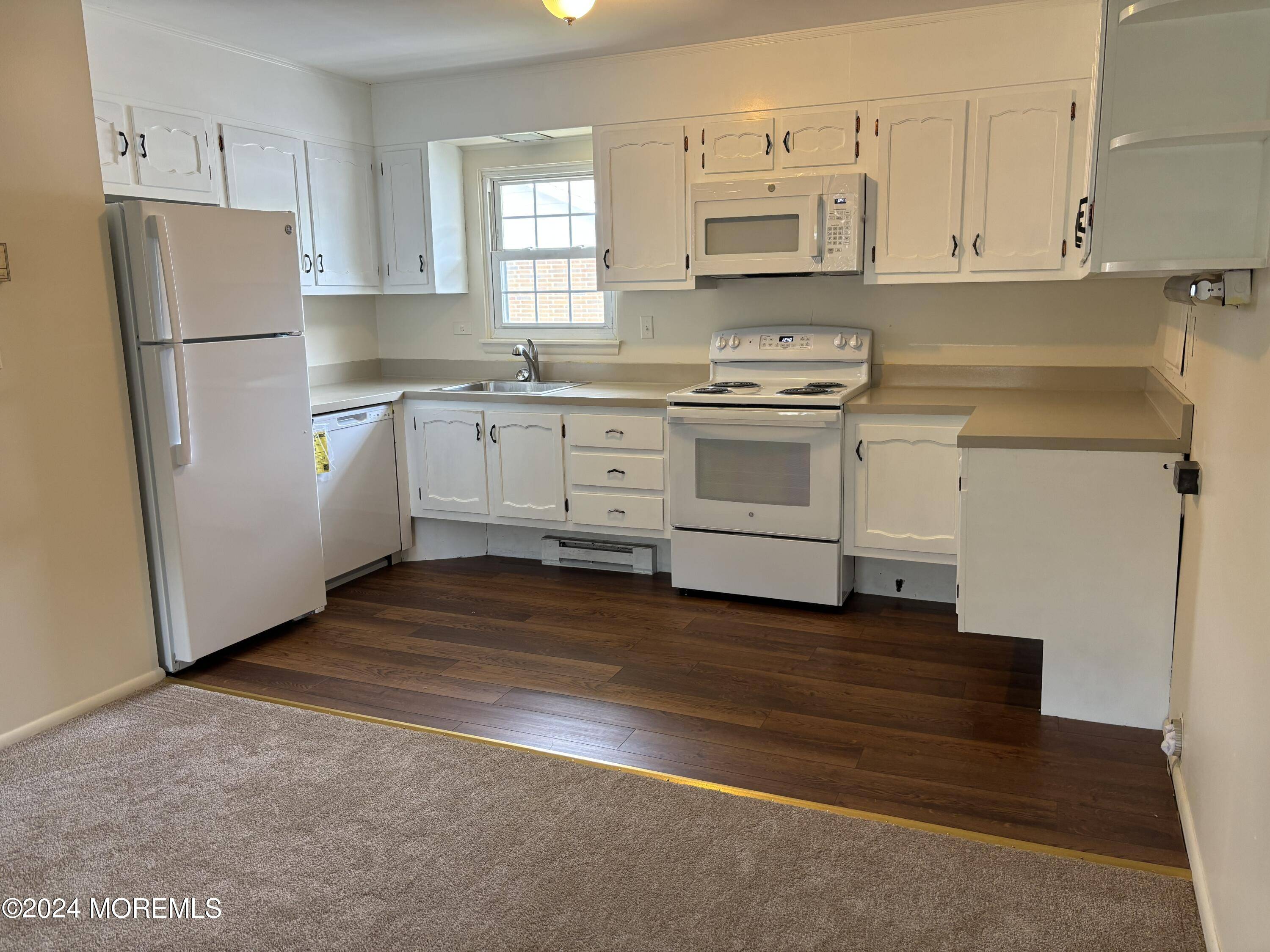 Lakewood, NJ 08701,38 Cambridge Court