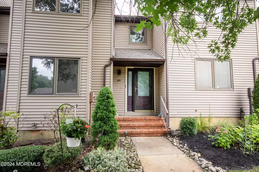 49 Malibu Court #49, Old Bridge, NJ 08857