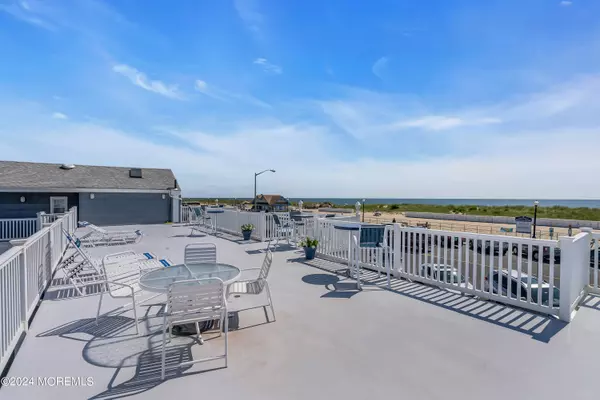 Bradley Beach, NJ 07720,100 Ocean Avenue #21A