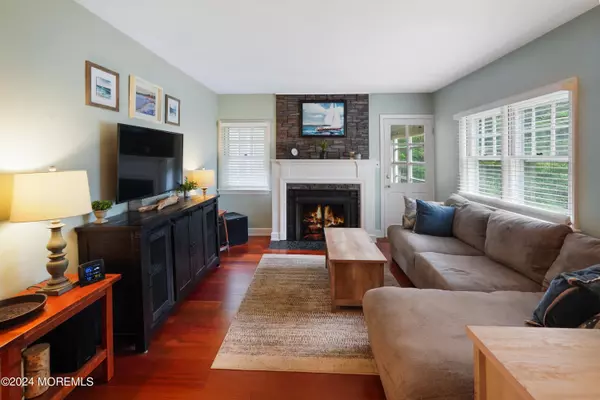 Locust, NJ 07760,11 Swan Avenue