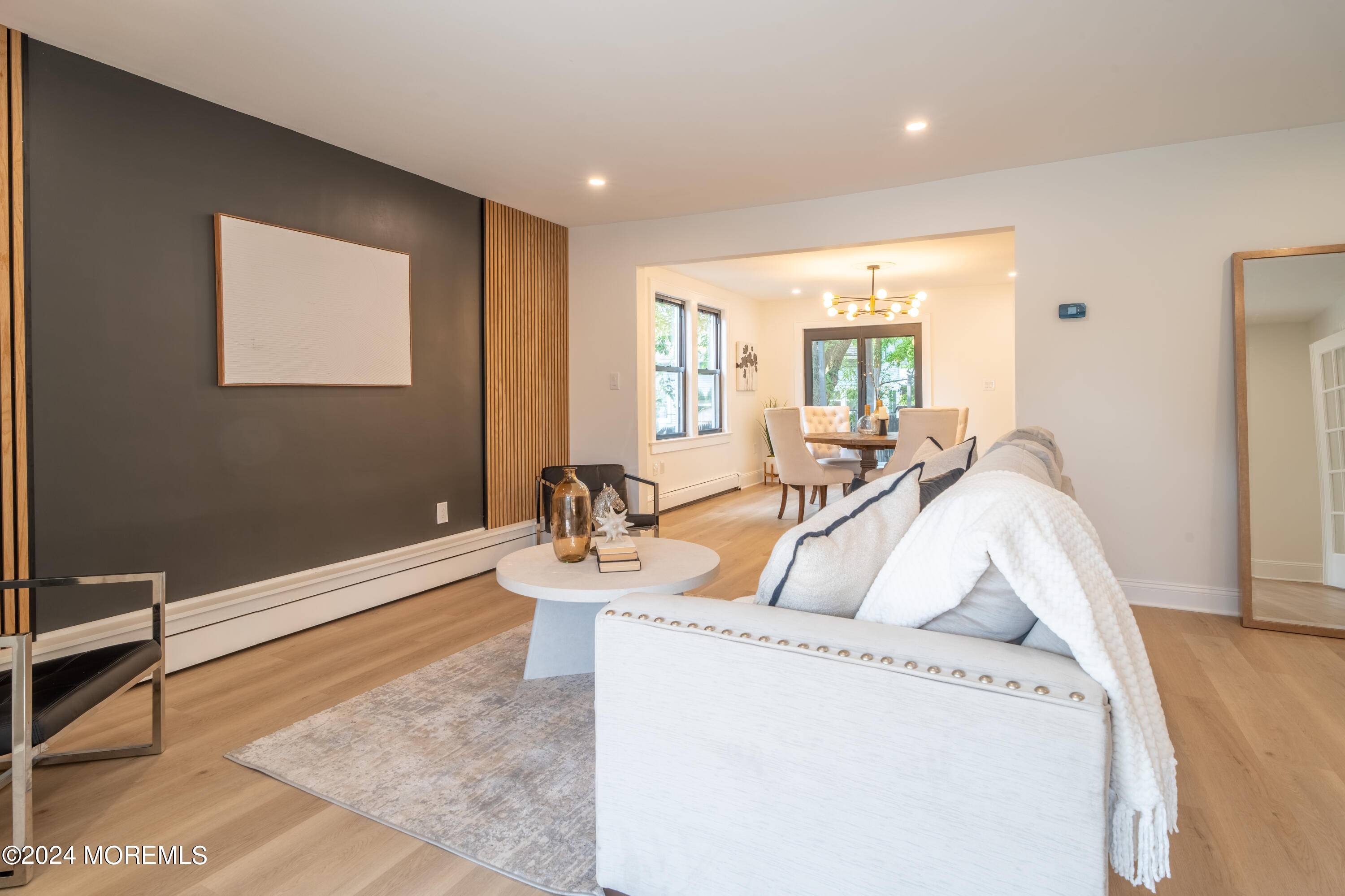 Leonardo, NJ 07737,21 Tiensch Avenue
