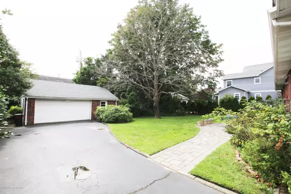 Sea Girt, NJ 08750,508 Crescent Parkway