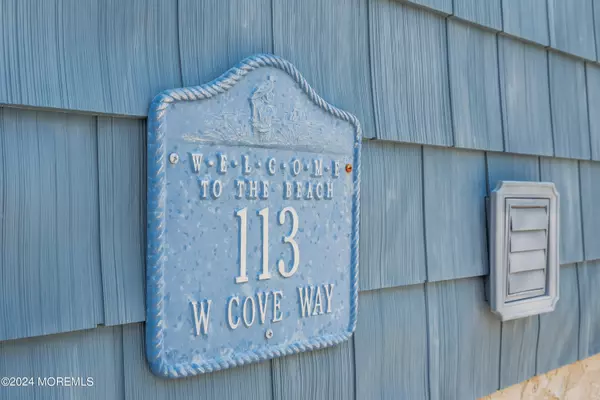 Lavallette, NJ 08735,113 W Cove Way