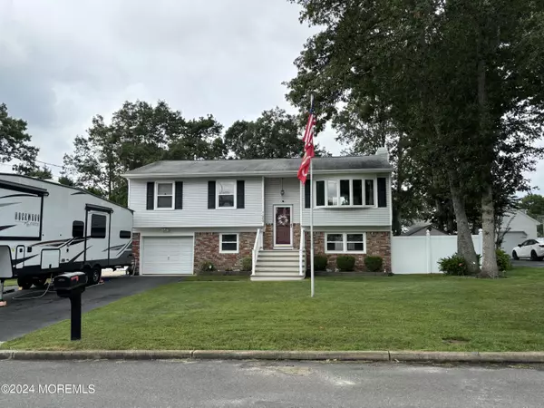 Manahawkin, NJ 08050,1089 Buccaneer Lane
