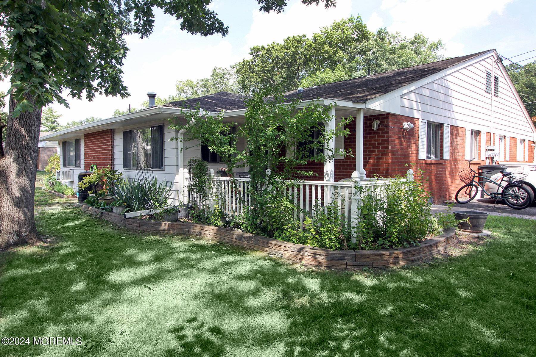 13 Heron Street, Manchester, NJ 08759
