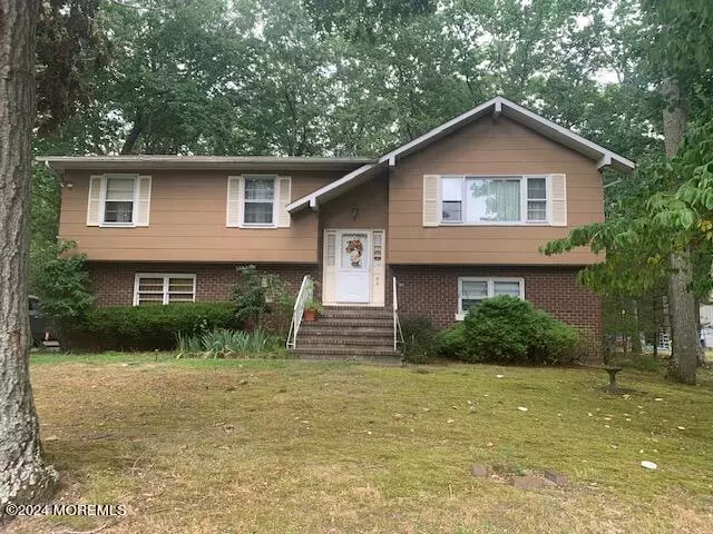 Jackson, NJ 08527,45 Butterfly Road