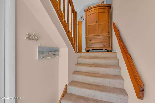 Waretown, NJ 08758,17 Grand Bay Harbor Drive