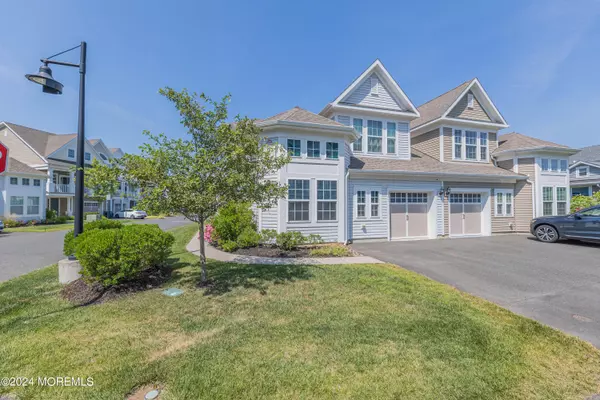 Highlands, NJ 07732,1 Seabird Lane #202