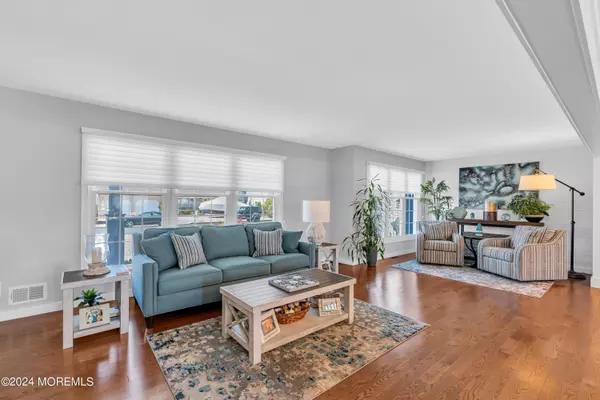 Mantoloking, NJ 08738,224 Buccaneer Way