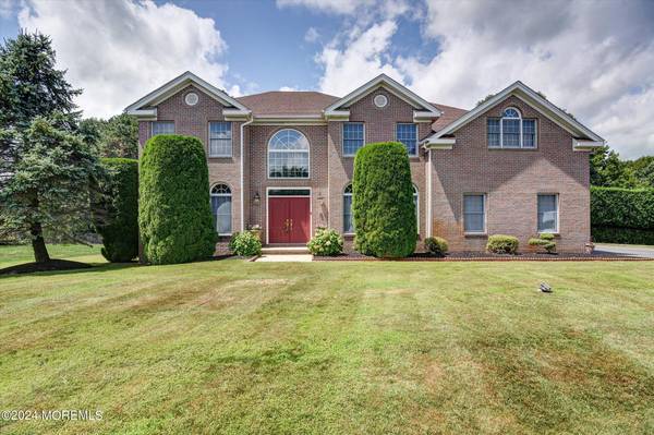 35 Mill Pond Road, Jackson, NJ 08527