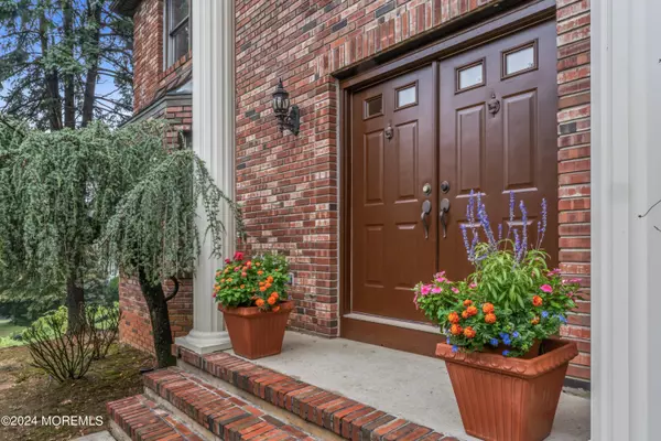 Red Bank, NJ 07701,218 Ueland Road