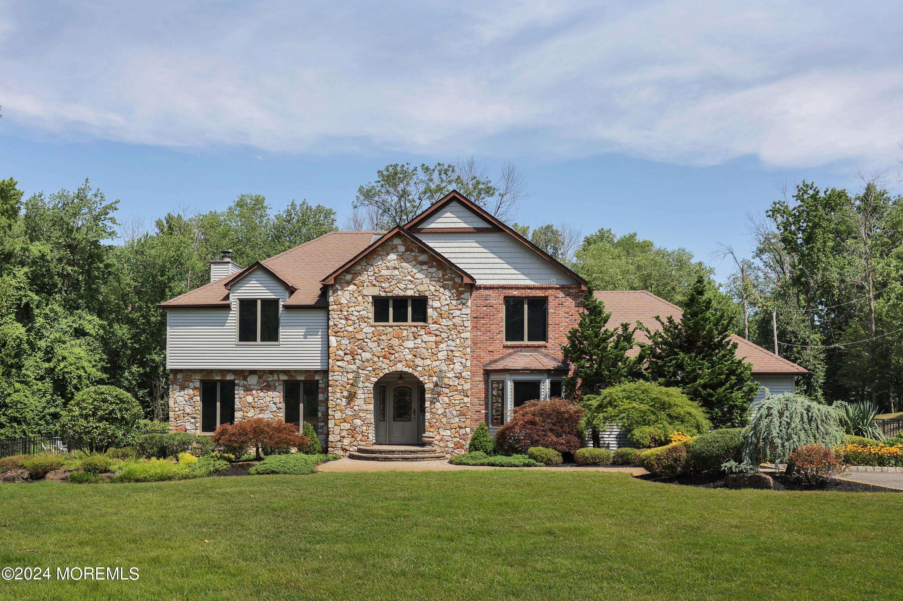 Middletown, NJ 07748,501 Kings Highway E