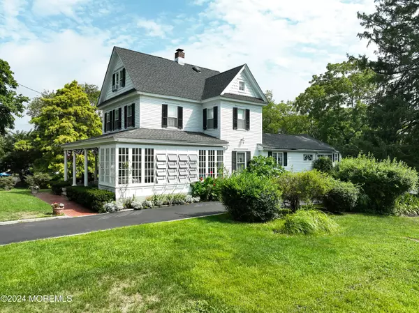 Tuckerton, NJ 08087,201199 Cedar Street