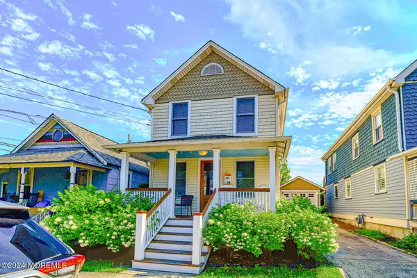 94 Clark Avenue, Ocean Grove, NJ 07756