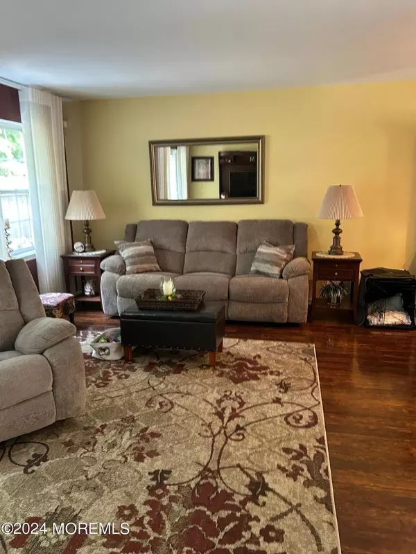 Bayville, NJ 08721,60 Quail Run