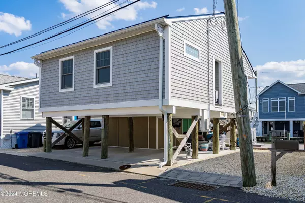 Lavallette, NJ 08735,225 Gull Lane
