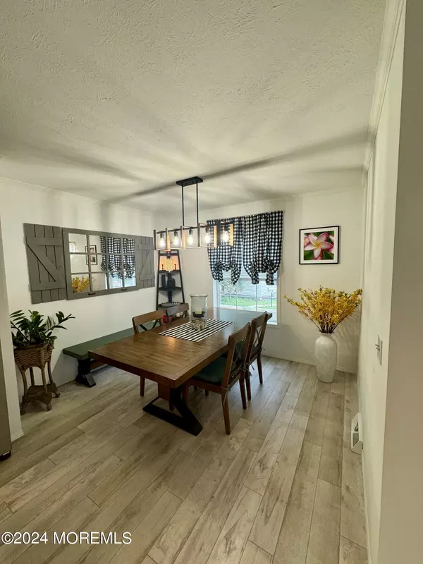 Manasquan, NJ 08736,1919 Atlantic Avenue #12