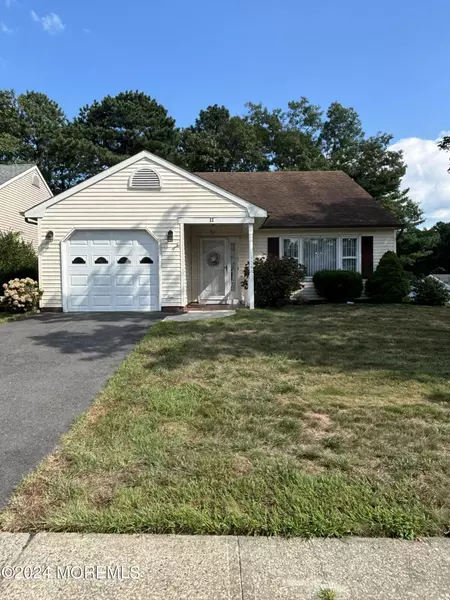 11 Springhill Drive, Brick, NJ 08724