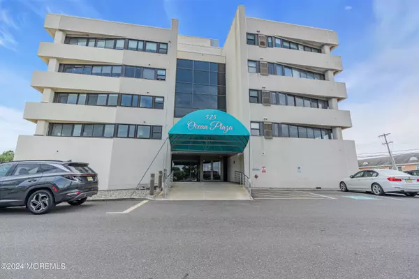 Long Branch, NJ 07740,525 Ocean Boulevard #104