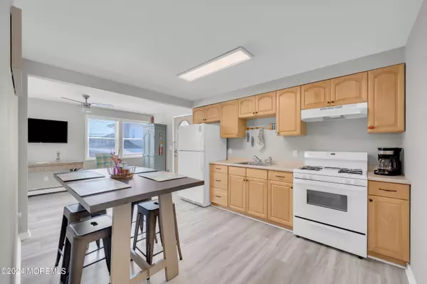 Lavallette, NJ 08735,1804 Grand Central Avenue #UN205