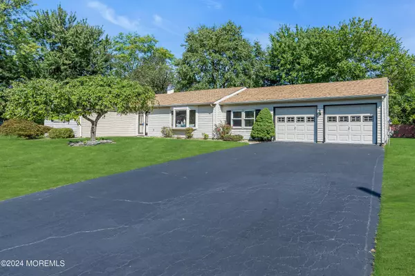 Monroe, NJ 08831,3 11th Avenue