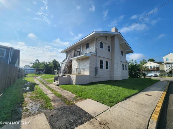 40 Twilight Avenue #2, Keansburg, NJ 07734