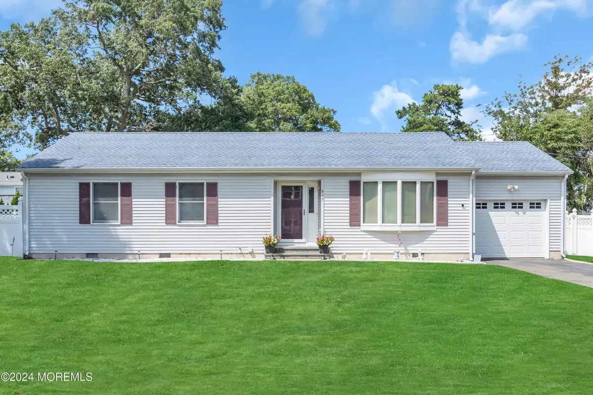 Toms River, NJ 08757,817 4th Avenue