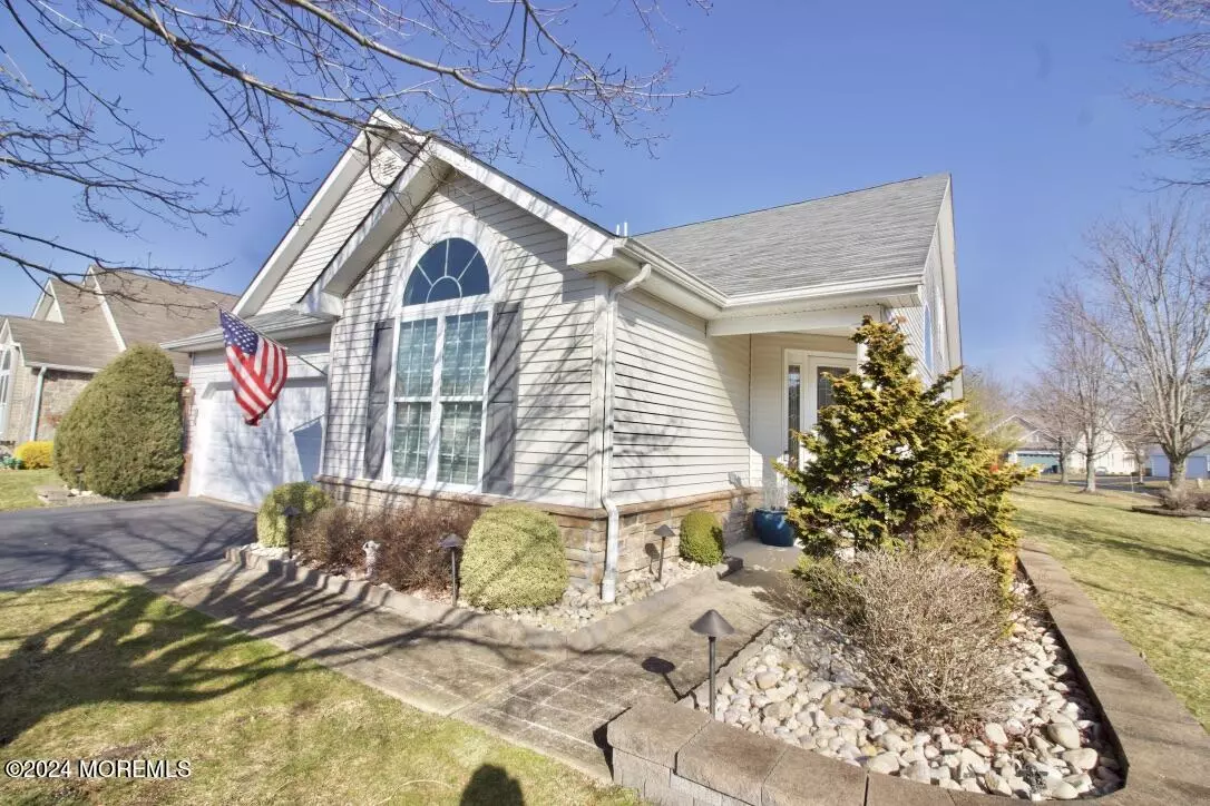 Whiting, NJ 08759,2 Woodview Drive