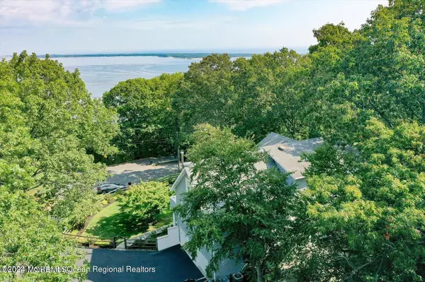 Atlantic Highlands, NJ 07716,335 Ocean Boulevard