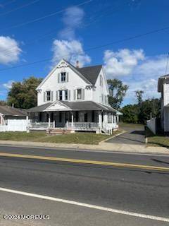 10 Water Street, Englishtown, NJ 07726