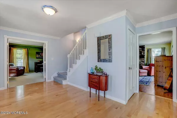 Middletown, NJ 07748,14 Penn Lane