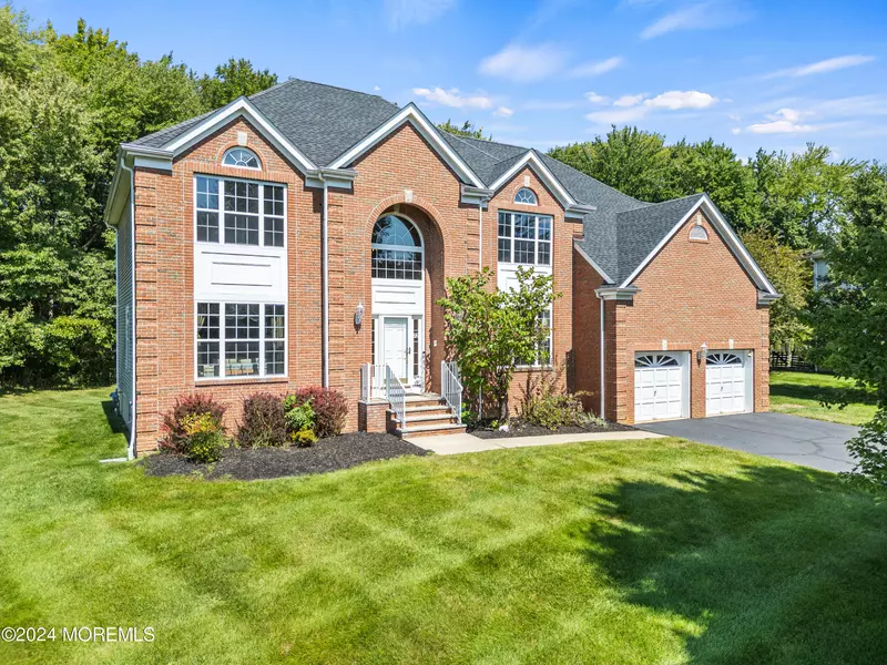 72 Mcfarlane Circle, Monroe, NJ 08831