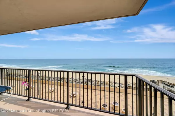 Monmouth Beach, NJ 07750,55 Ocean Avenue #3 L