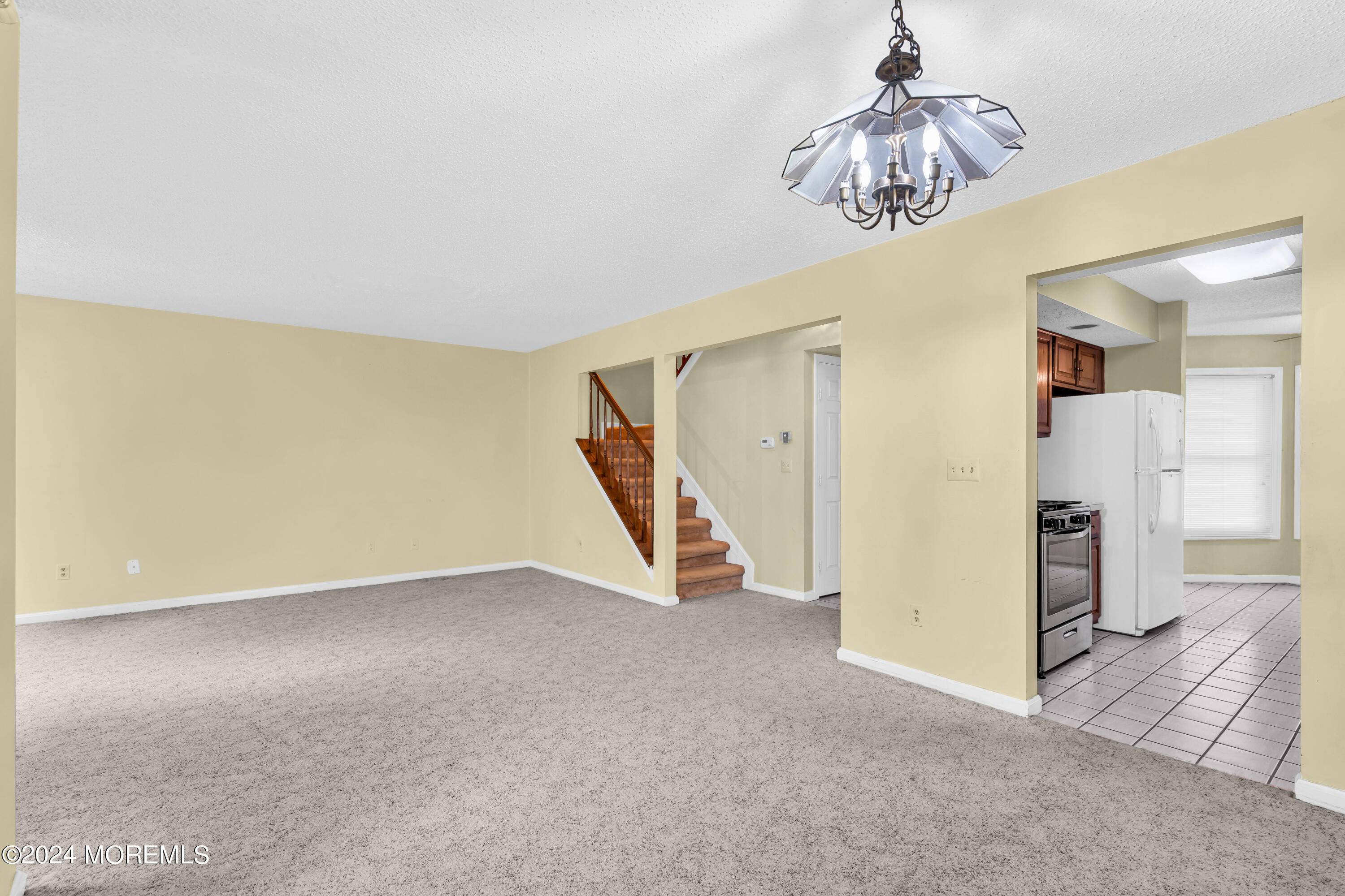 East Brunswick, NJ 08816,198 Stults Lane #198
