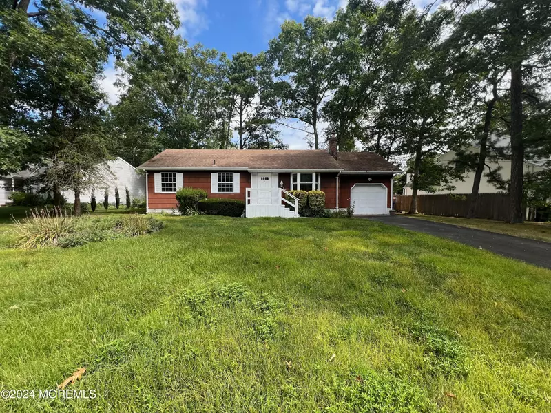 1022 Buccaneer Lane, Manahawkin, NJ 08050