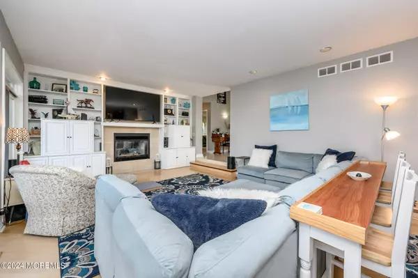 Brick, NJ 08724,640 Winding River Road