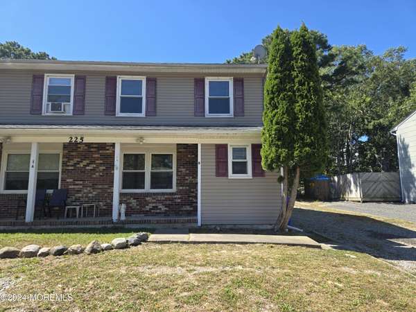 225 Leeward Road, Manahawkin, NJ 08050