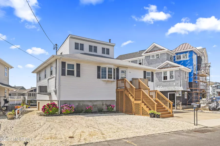 236 Bryn Mawr Avenue, Lavallette, NJ 08735