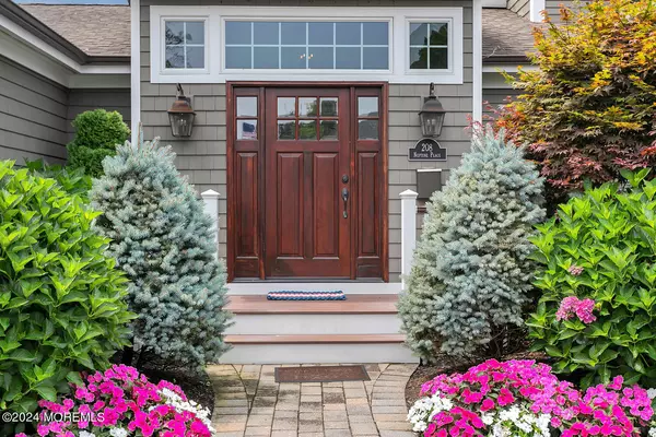 Sea Girt, NJ 08750,208 Neptune Place